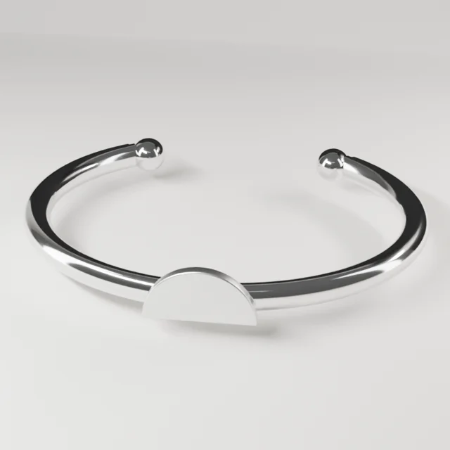Tidevand open cuff with half-moon detail